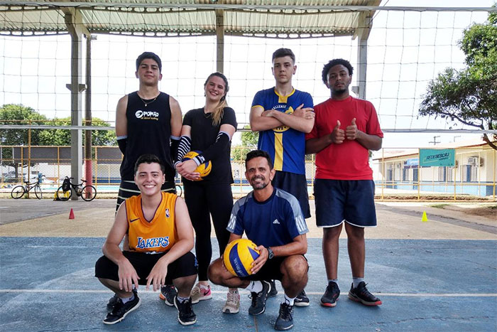 Esporte: Prefeitura de Itaperuna promove aulas gratuitas de vôlei no Centro Poliesportivo