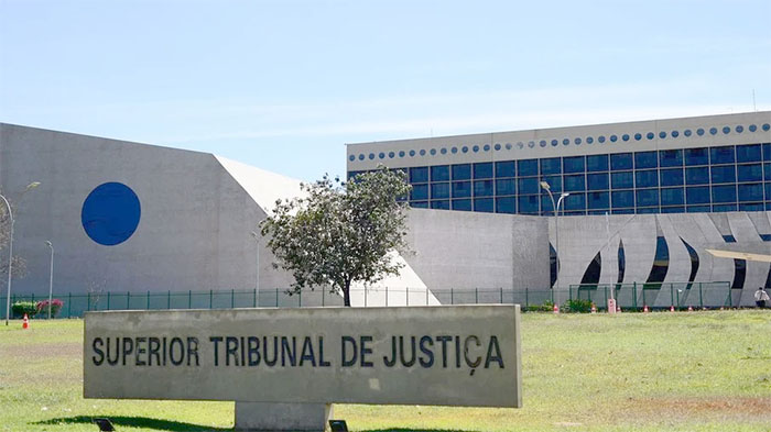 STJ autoriza volta de regime  fechado de prisão por dívida alimentícia
