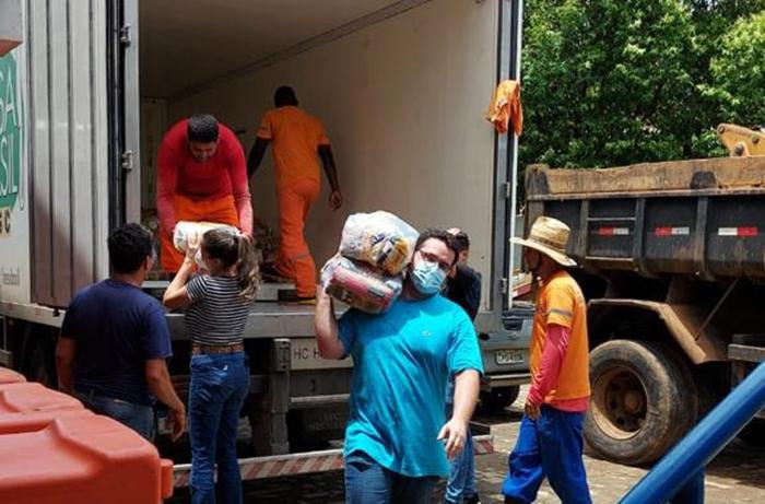 Itaperuna: Assistência Social do Município dispõe de 600 cestas básicas para a população afetada pelas chuvas
