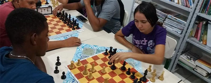 Bom Jesus do Itabapoana: Estudantes da rede estadual de ensino aprendem Matemática em tabuleiros de xadrez