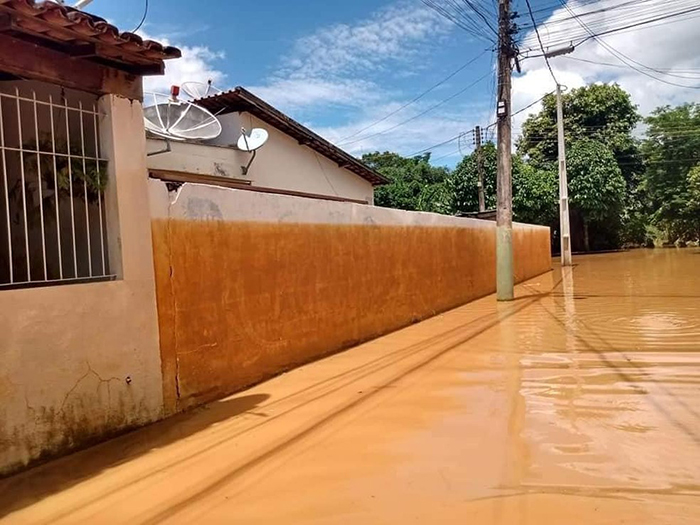 Nível do Rio Carangola começa a baixar em Porciúncula e Natividade