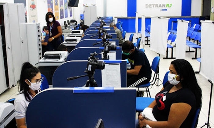 Detran abre mais 34 postos para quem precisa fazer a identidade