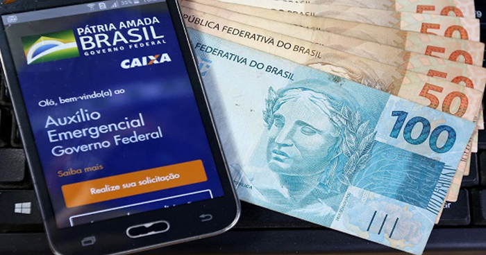 Governo insistirá em SMS para devolução de auxílio indevido