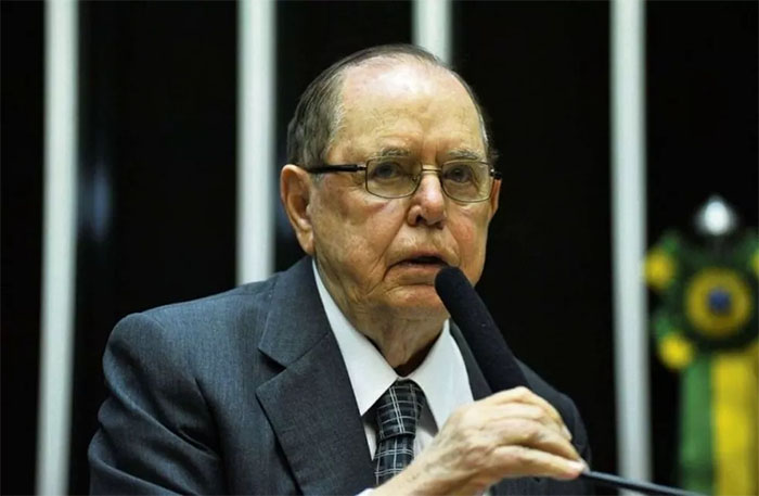 Camilo Cola, fundador da Viação Itapemirim e ex-deputado federal, morre aos 97 anos no ES