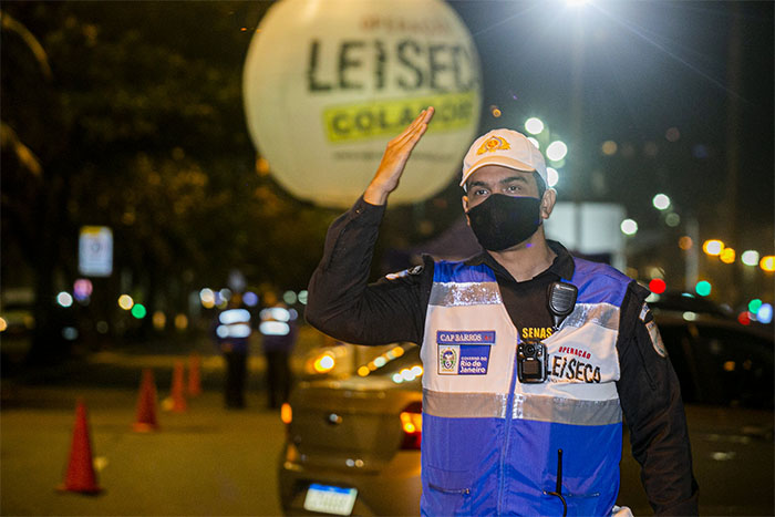 Operação Lei Seca flagra 454 motoristas sob efeito do álcool no fim de semana. Em Itaperuna, 30 pessoas estavam alcoolizadas