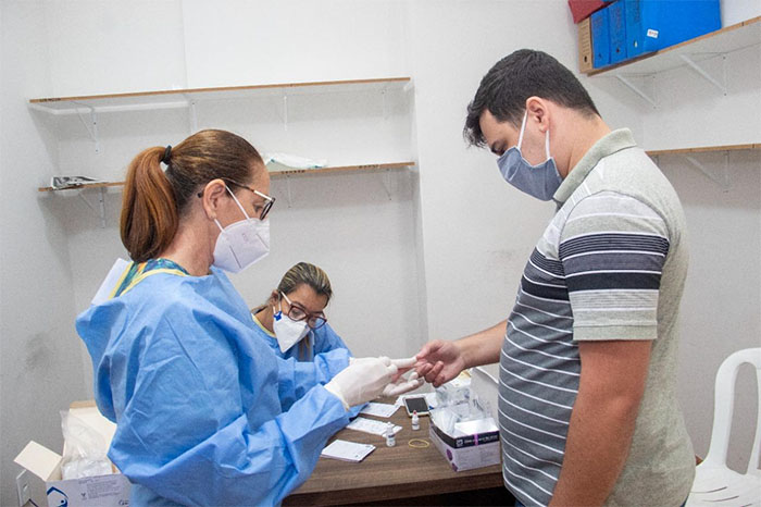 Secretaria de Saúde de Itaperuna realiza testes de covid-19 em servidores do município