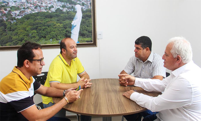 Abono Excepcional do FUNDEB será pago a professores da Rede Municipal em Itaperuna