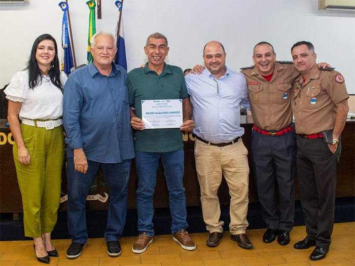 Saúde: Formatura do Curso de Urgências e Emergências Médicas em Itaperuna