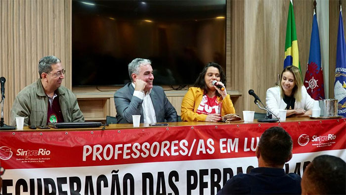 ANDRÉ CECILIANO PARTICIPA DE CAFÉ DA MANHÃ COM PRÉ-CANDIDATOS SINDICALISTAS