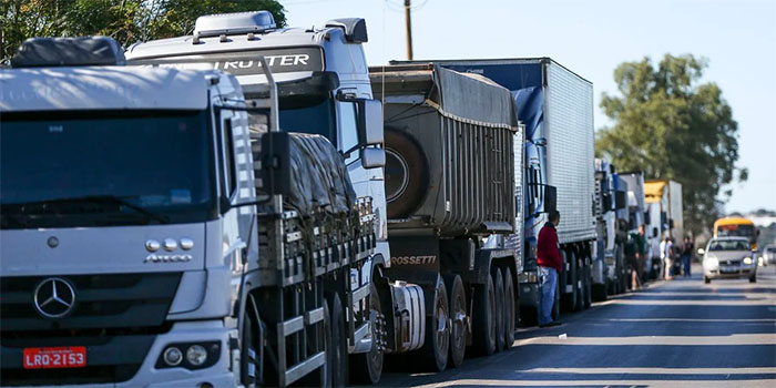 Auxílio Caminhoneiro começa a ser pago no dia 9 de agosto