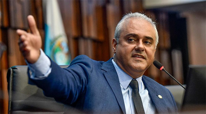 PL X PL: Jair Bittencourt lança candidatura a presidente da Alerj contra o preferido do governador, Rodrigo Bacellar