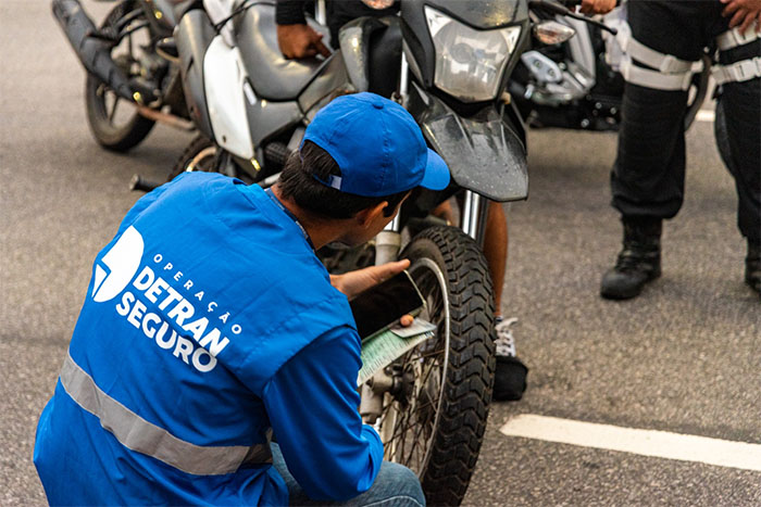 RJ: Força-tarefa para reprimir motos irregulares é ampliada e chegará a 10 operações por dia no Estado