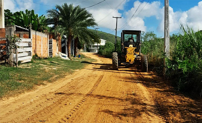 Prefeitura de Itaperuna recupera estradas no Distrito de Aré