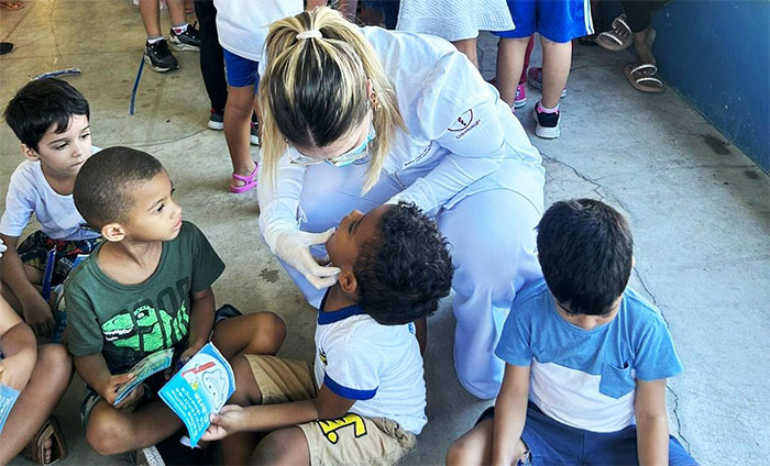 Dia D da saúde bucal em escola no município de Itaperuna, RJ