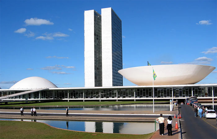 Congresso aprova uso de emendas coletivas para pagar servidores da saúde da rede pública