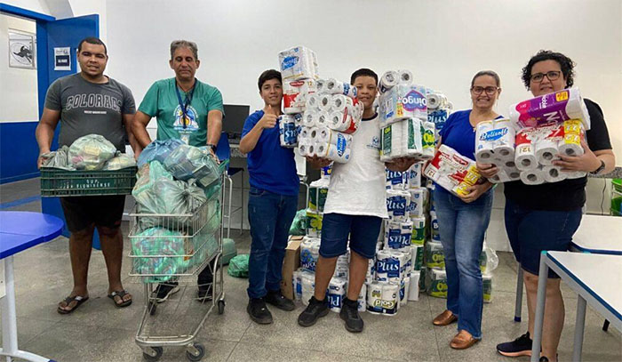 Educação e Solidariedade: Colégio estadual de Cardoso Moreira/RJ arrecada mais de 5 mil produtos de limpeza em Gincana Cultural