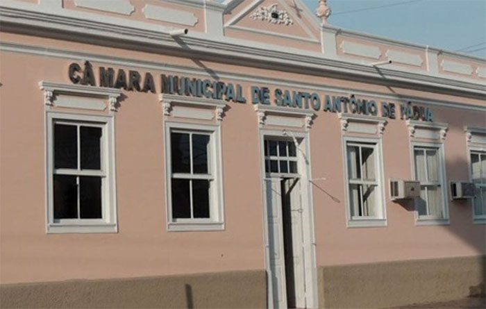 Ex-vereador é condenado a 13 anos de prisão por ‘rachadinha’ em Santo Antônio de Pádua