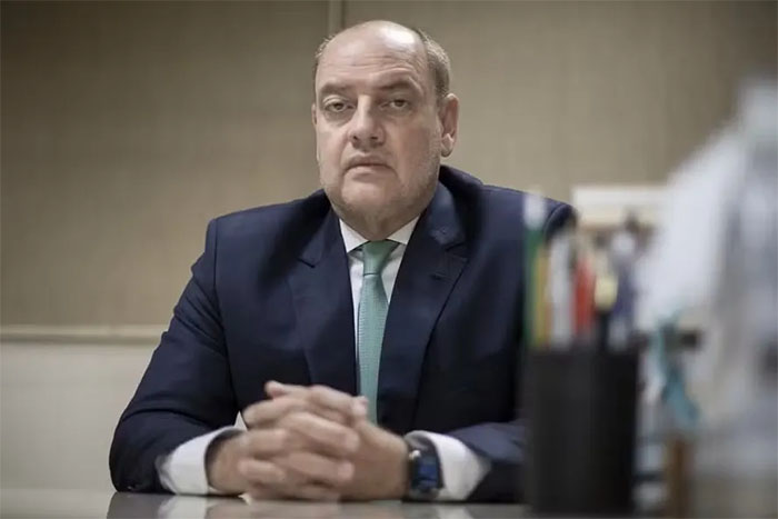 Presidente do Tribunal de Justiça cancela viagem e ficará à frente do Guanabara durante todo o período de ausência de Castro