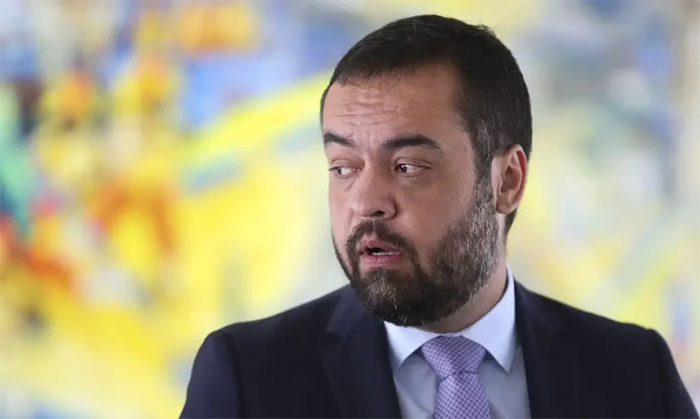Quatro blindados, um carro de apoio e 44 policiais à disposição: custo mensal com a segurança de Claudio Castro é de R$ 900 mil