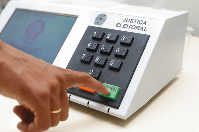 TRE-RJ muda locais de votação em 20 cidades para conter influência do crime nas eleições
